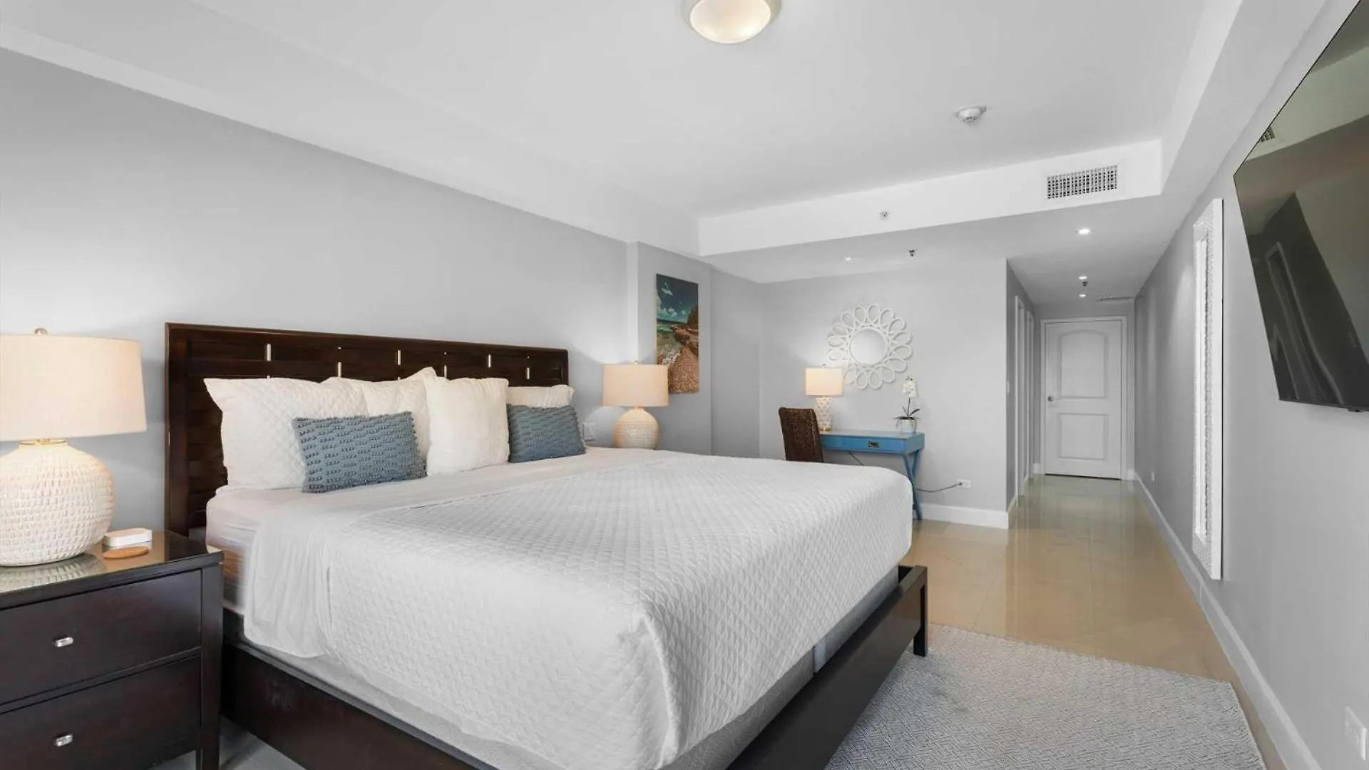 Beachfront - Amazing View 2Br Condo - A342 Palm Beach